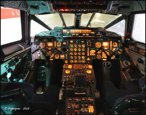 Concorde Cockpit