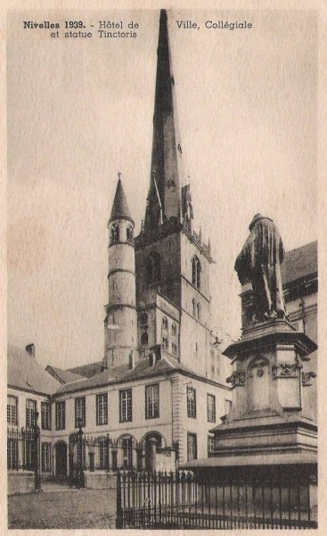 Statue_Tinctoris_Nivelles_01
