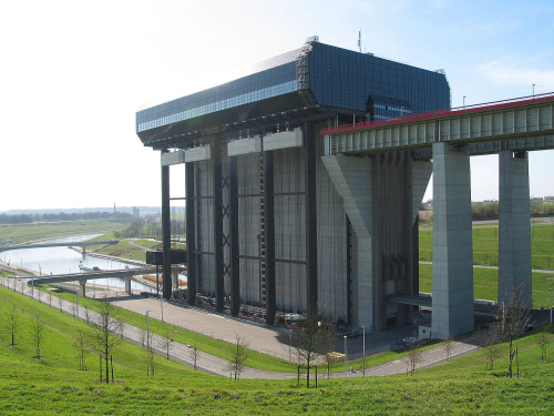 StrepyThieu