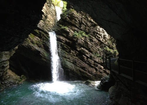 ChuteThurGrotte