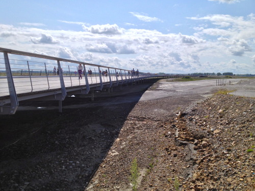 La Passerelle et le parking submersible