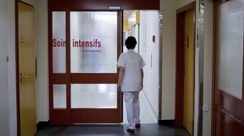 Manifeste_sur_la_pénurie_de_personnel_médical_-_rts_ch_-_info_-_suisse