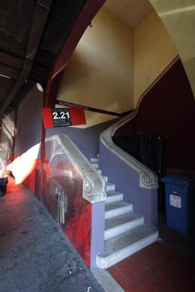 Theatre 2.21 rue de l'Industrie